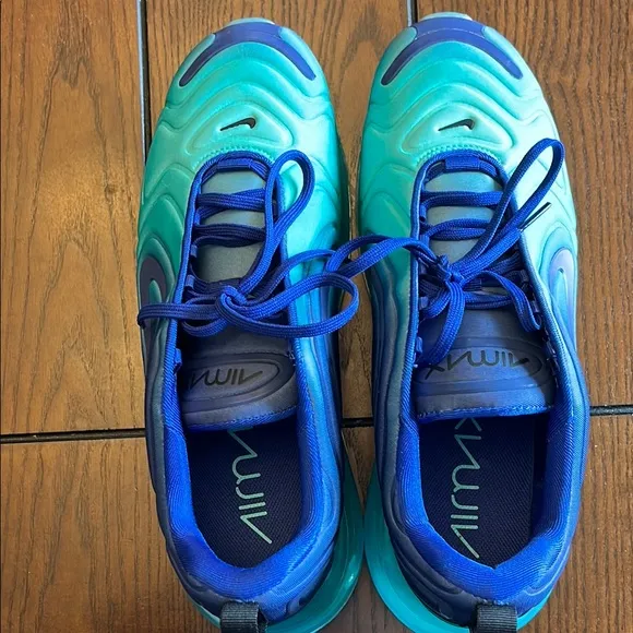 Nike Air Max 720 Blue and Teal Sneakers