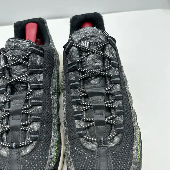 Nike Air Max 95 Mens 9.5 Electric Green Recycled Wool Running Shoes Sneakers Low