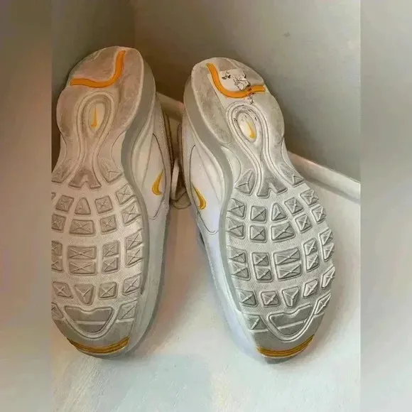 Nike Air Max 97. White University Gold. Sz8.5.
