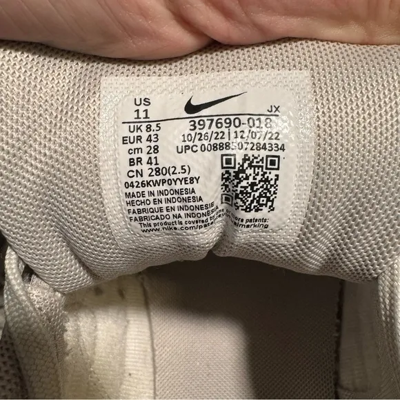 Nike Air Max Command Sneakers