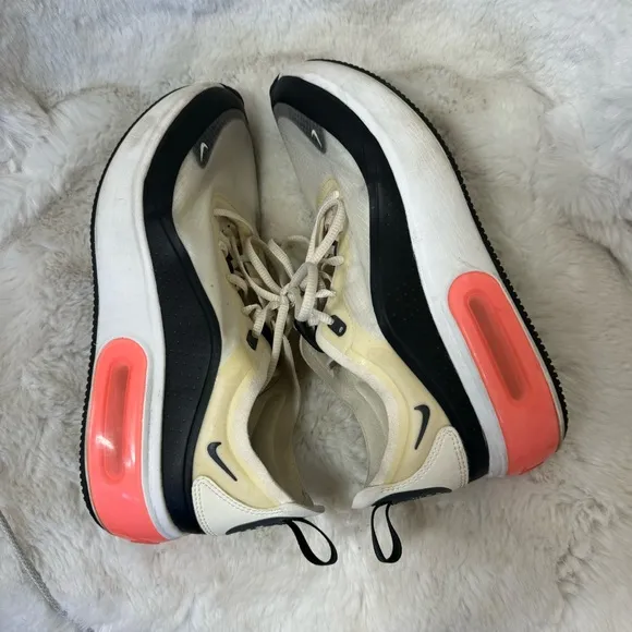 Nike Air Max Dia SE Pale Ivory Black Sneakers Size 8.5