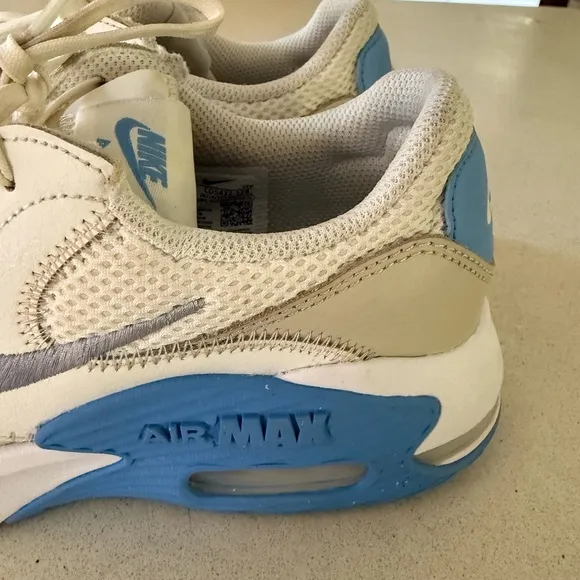 Nike air max Excee Summit White and Blue Air Max Sneakers