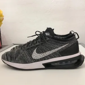 NIKE AIR MAX FLYNIT RACER LIGHT WEIGHT RUNNING SNEAKERS MENS SIZE 11.5