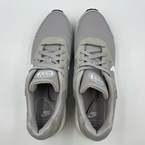 Nike Air Max Guile Wolf Grey Men’s Sz 11