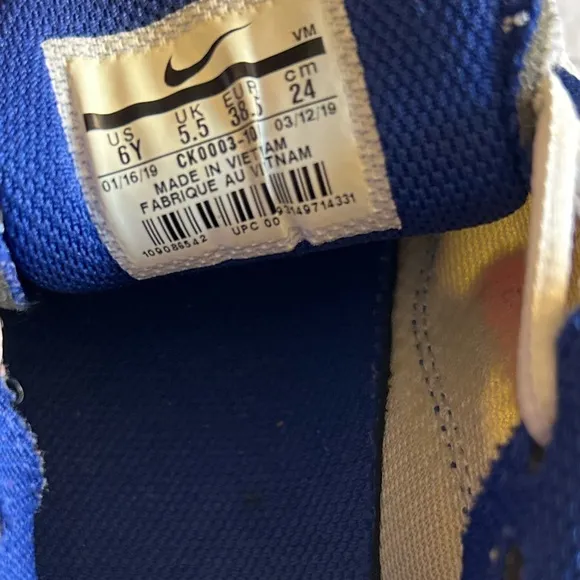 NIKE AIR MAX PLUS (2019) WHITE/BLUE/RED YOUTH RUNNING SHOES SIZE 6Y
