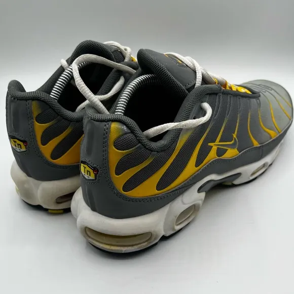 NIKE AIR MAX PLUS TN &quot;Sulphur&quot;