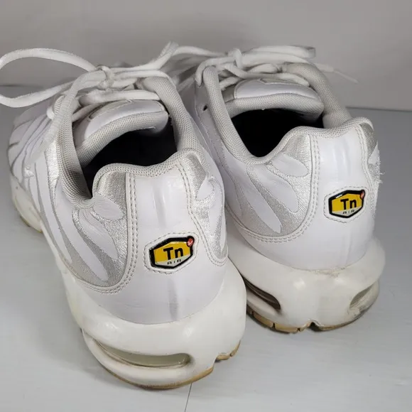 Nike Air Max Plus TN Triple White Leather Mens Size 12 Sneakers AJ2029-100