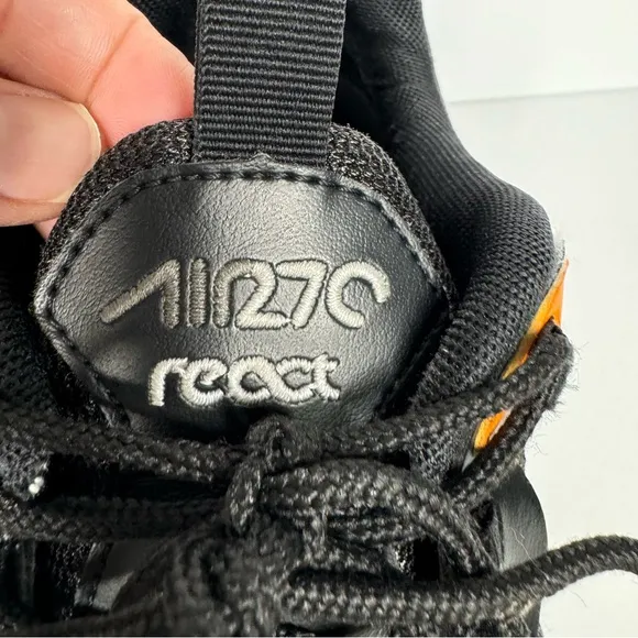 Nike Air Max React 270 Sneakers Black Orange Red Shoes Youth Size 7 CV9638-001