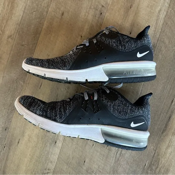 Nike Air Max Sequent 3 Running Sneakers