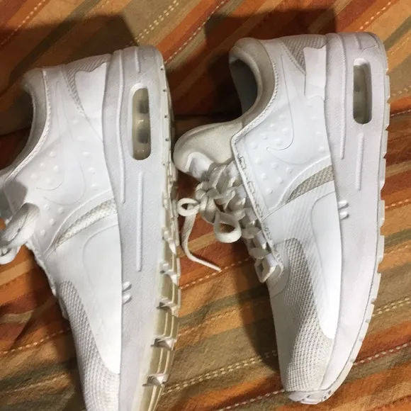 Nike Air Max Zero Essentials White Sneakers Shoes