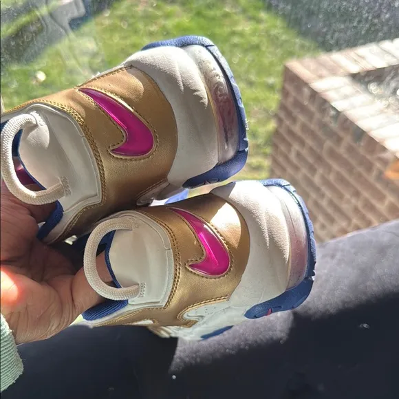 NIKE AIR MORE UPTEMPO DECORATED IN METALLIC GOLD
