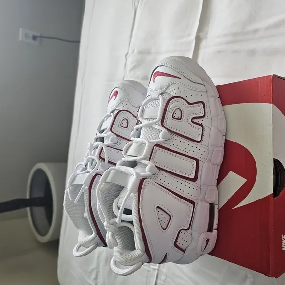 Nike Air More Uptempo White Red Sneakers