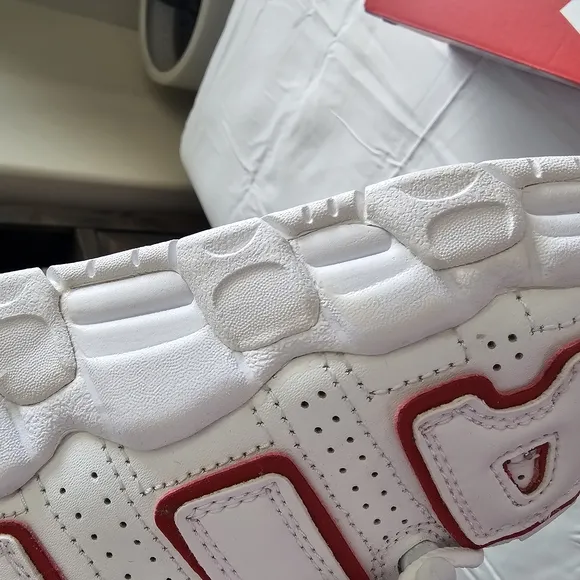 Nike Air More Uptempo White Red Sneakers