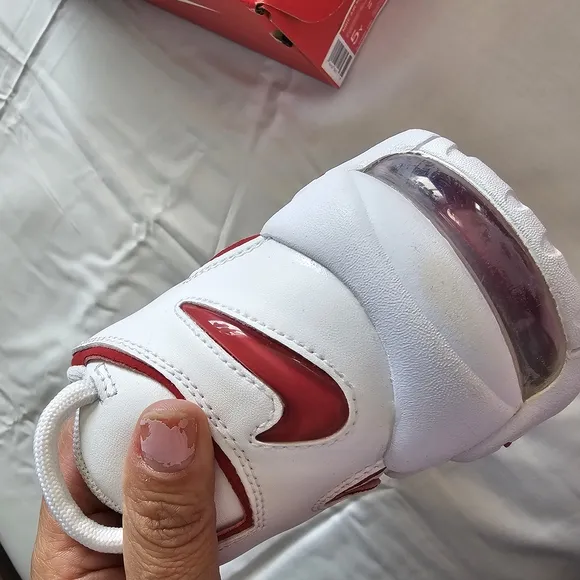 Nike Air More Uptempo White Red Sneakers