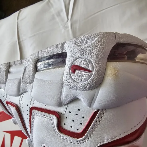 Nike Air More Uptempo White Red Sneakers