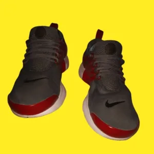 Nike Air Presto running trainers sneakers