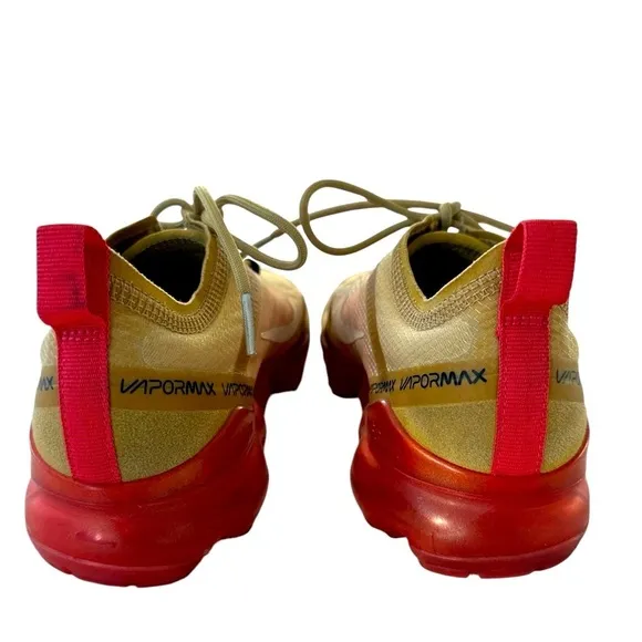Nike Air Vapormax 2019 in Crimson Gold