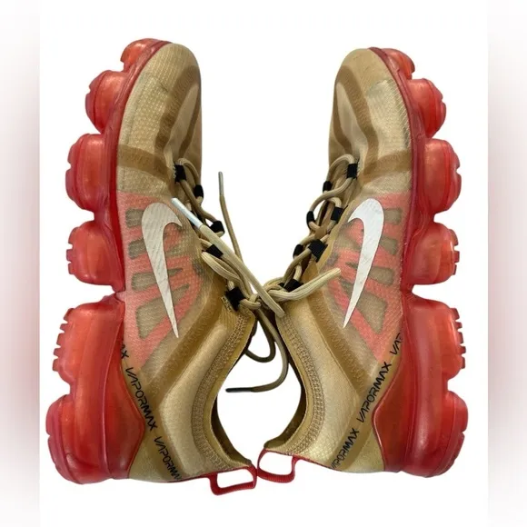 Nike Air Vapormax 2019 in Crimson Gold