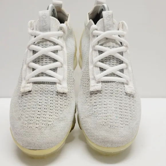 Nike Air Vapormax 2021 Womens Gray Athletic Shoes Sneakers DC4112-100 Size 9