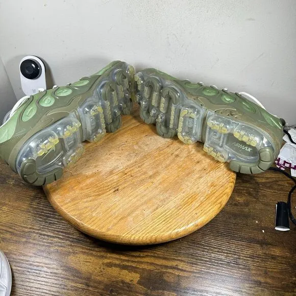 Nike Air Vapormax Plus Oil Green Mens Size 11.5 Shoes FD0779-386
