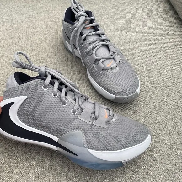 Nike Air Zoom Freak 1 Atmosphere Gray Boys Youth Athletic Sneakers✨