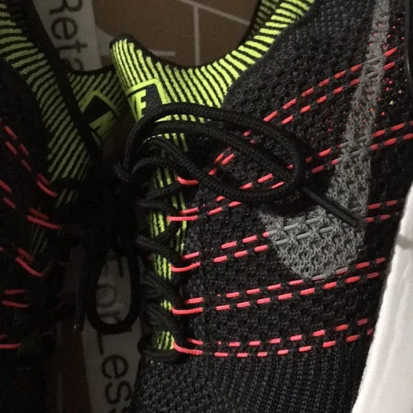 NIKE Air Zoom Mariah Flyknit Racer 'Black Wolf Grey Volt' Sneakers