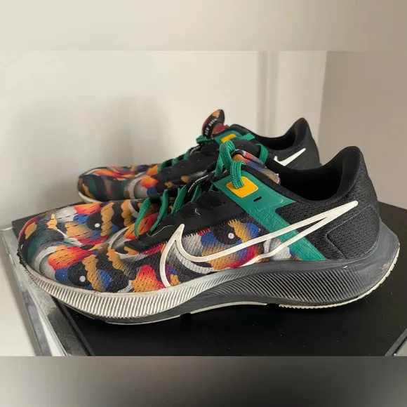Nike Air Zoom Pegasus 38 sneakers size 8.5 men’s running athletic sports
