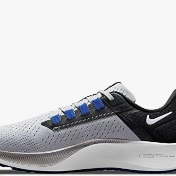 Nike Air Zoom Pegasus 38 White Blue Sneakers. Excellent Condition.