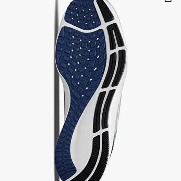 Nike Air Zoom Pegasus 38 White Blue Sneakers. Excellent Condition.