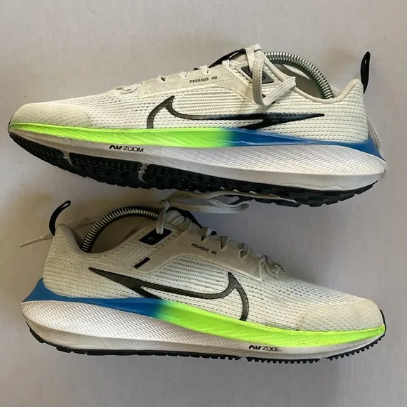 NIKE Air Zoom Pegasus 40 Running Sneakers Big Kids Size 6.5 Y DX2498-006