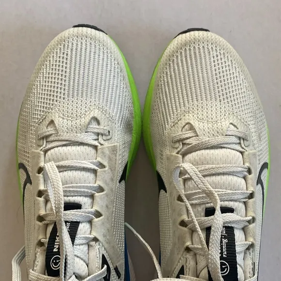 NIKE Air Zoom Pegasus 40 Running Sneakers Big Kids Size 6.5 Y DX2498-006