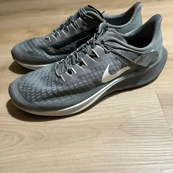 Nike Air Zoom Pegasus XENI Nike Gray Running Sneakers Men Size 11.5WIDE