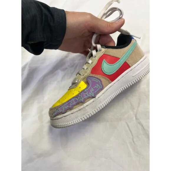 Nike Airforce 1 LV8 GS Sneakers Boys 11.5 re-stick Patches, Multi-color Shoes