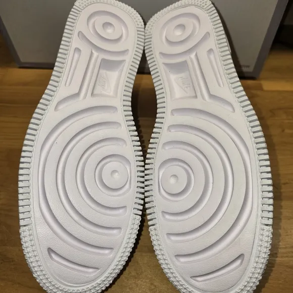 Nike Airforce ones Women's White Slip-On Shoes Lover xx size 7.**