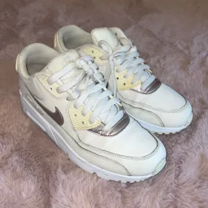 Nike Airmax big kids 6Y off white champagne gold Nike Air Max sneakers shoes​​