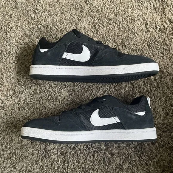 Nike Alleyoop SB Size 7y Black/white [CJ0883-101] unisex