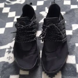 Nike Black Air Presto Running Shoe Size 7