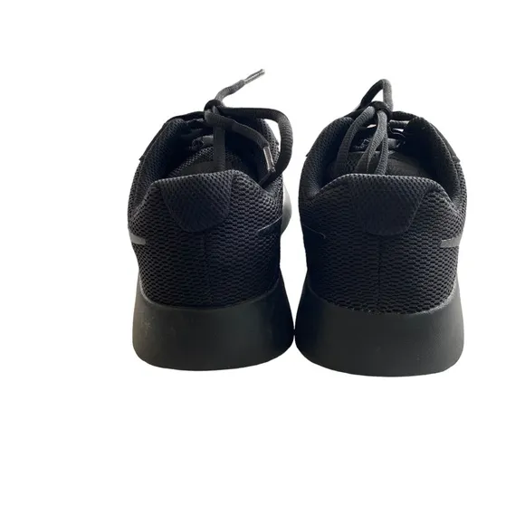 Nike black cross trainer athletic running weight lifting aerobics sneaker 4.5