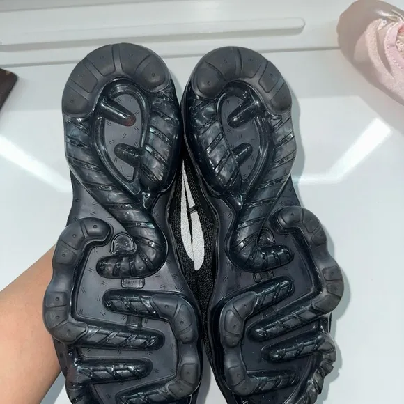 Nike Black VaporMax Flyknit