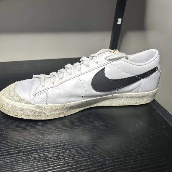 Nike Blazer Low 77 DA6364-101 White Casual Shoes Sneakers Mens Size 12