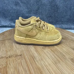 Nike Boys Air Force 1 LV8 Size 7C Shoes Brown Wheat Casual Comfort Sneakers