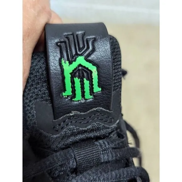 Nike Boys Black &amp; Green Lace-Up Kyrie 4 EP ‘Halloween’ Sneakers Shoes Size 7Y