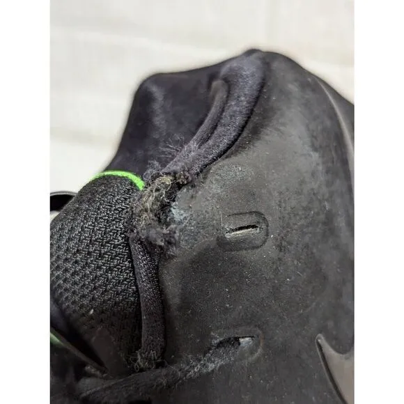 Nike Boys Black &amp; Green Lace-Up Kyrie 4 EP ‘Halloween’ Sneakers Shoes Size 7Y