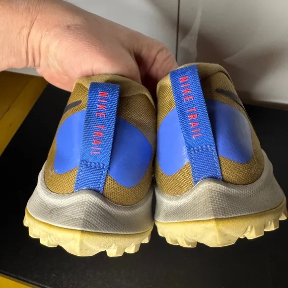 Nike Brown and Blue Athletic Shoes worn but great shape.  Size 10 1/2 men’s.