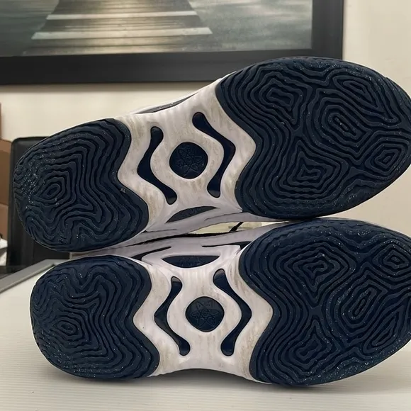 NIKE COSMIC UNITY 3 TB MIDNIGHT NAVY BLUE RUNNING SNEAKERS MENS SIZE 13