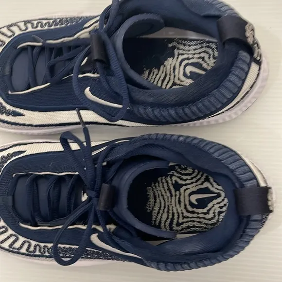 NIKE COSMIC UNITY 3 TB MIDNIGHT NAVY BLUE RUNNING SNEAKERS MENS SIZE 13