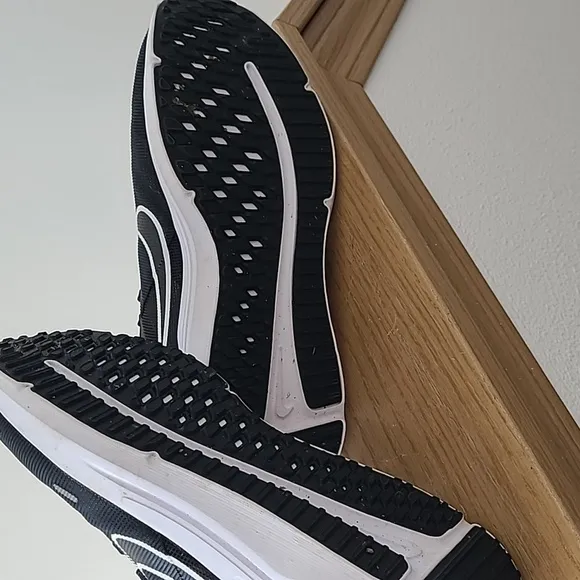 Nike Downshifter 12 Sneakers