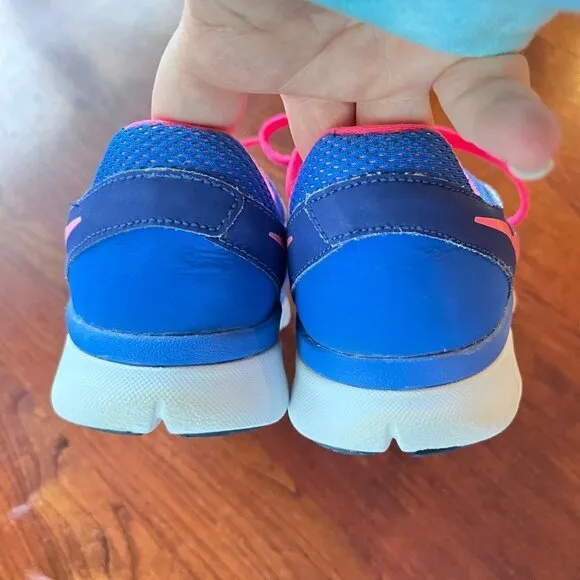 NIKE Flex Girl's Hyper Cobalt Run Running Shoes/Sneakers - Size 6Y