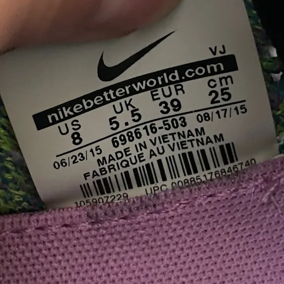 𝅺nike Flyknit Sneakers Size 8 Running