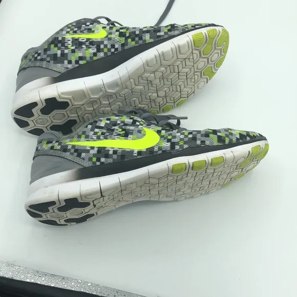 Nike Free 5.0 TR Fit 5 Print Sneakers Women’s 6.5 704695-015 Shoes